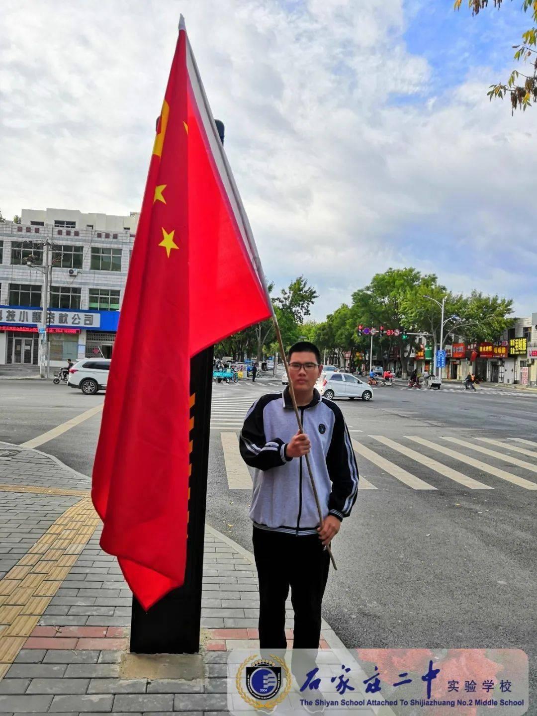 小型的足球赛